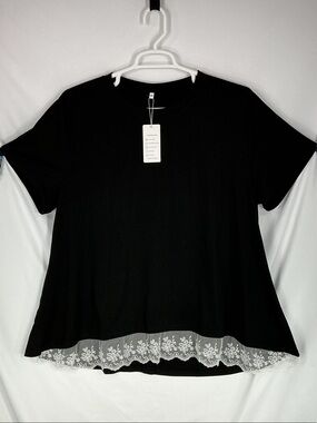 Vislily Black Short Sleeve Lace Hem Top 26W Plus Size NWT Floral Lace Trim Shirt